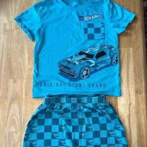 Hot wheels 5t tshirt and shorts outfit blue unisex girls